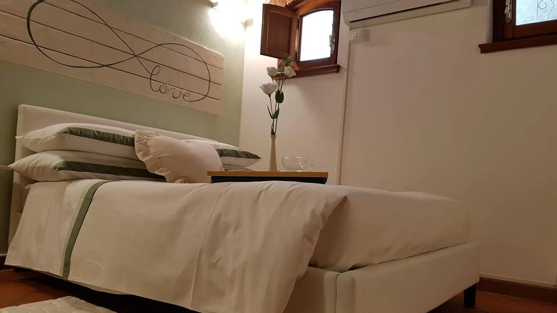 Casa Luce Apartment Pietrasanta Italy